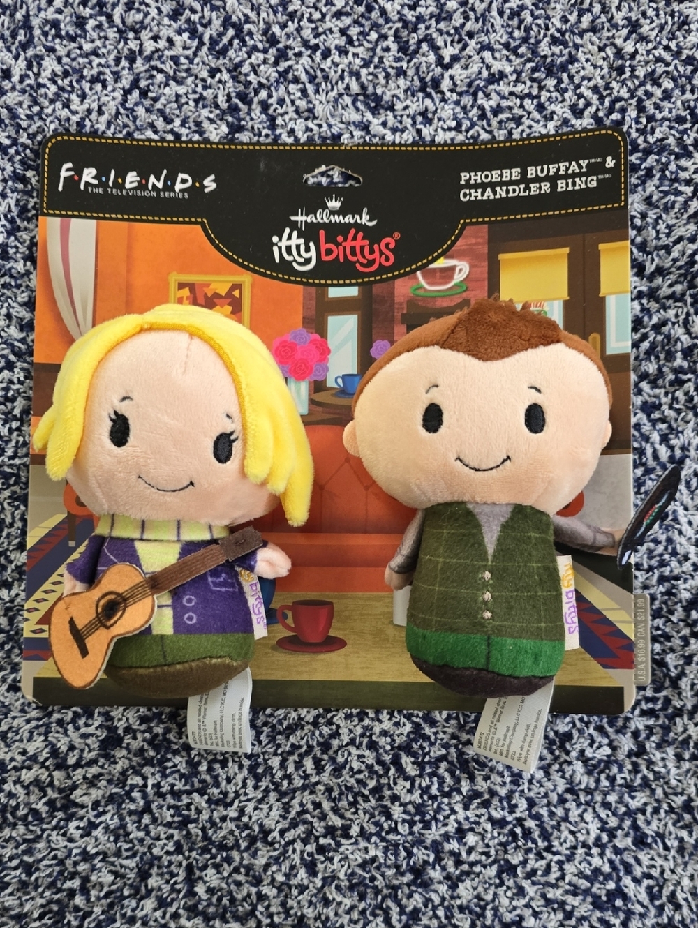 Hallmark X Friends Itty Bittys- Phoebe & Chandler